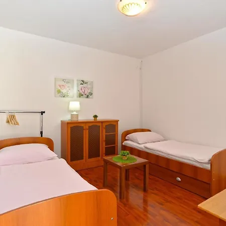 Fuer 4 Personen Ca 45 Qm In Fazana, Istrien Istrische Riviera Valbandon